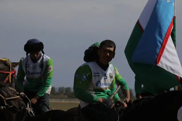 Өзбекстандын көк бөрү командасы