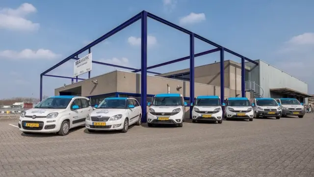 ব্রেক্সিট নিয়ে অনিশ্চয়তায় সীমার্ক গ্রুপ এখন তাদের ব্যবসা সরিয়ে নিচ্ছে অনান্য দেশে