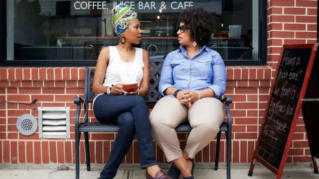 Meskipun sulit dipercaya, penelitian menunjukkan bahwa kita mungkin lebih disukai daripada yang kita pikirkan.