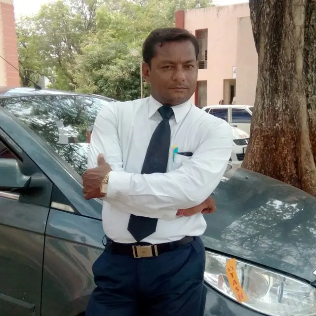 ਉਮੇਸ਼ ਦੀ ਅਹਿਮਦਾਬਾਦ ਦੀ ਮੈਟਰੋ ਕੋਰਟ ਵਿੱਚ ਵਕੀਲ ਸਨ। ਉਨ੍ਹਾਂ ਦੀ ਛੋਟੀ ਬੇਟੀ ਵੀ ਉਨ੍ਹਾਂ ਵਾਂਗ ਹੀ ਇੱਕ ਵਕੀਲ ਬਣਨਾ ਚਾਹੁੰਦੀ ਹੈ