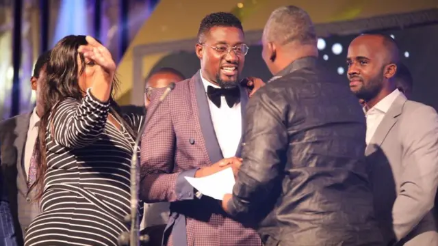 Kilele cha tuzo hizo kilifanyika usiku wa kuamkia jana katika ukumbi wa Mlimani City na kuhudhuriwa na viongozi mbalimbali.