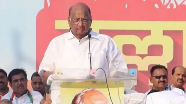 औरंगाबाद इथं झालेल्या हल्लाबोल मोर्चात शरद पवार