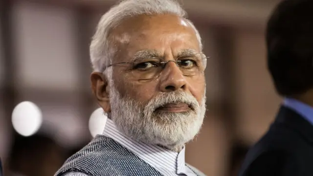 नरेंद्र मोदी