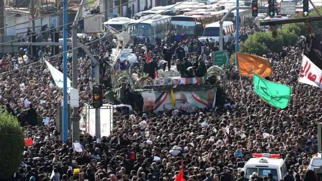 સુલેમાનીની શબવાહિનીની તસવીર