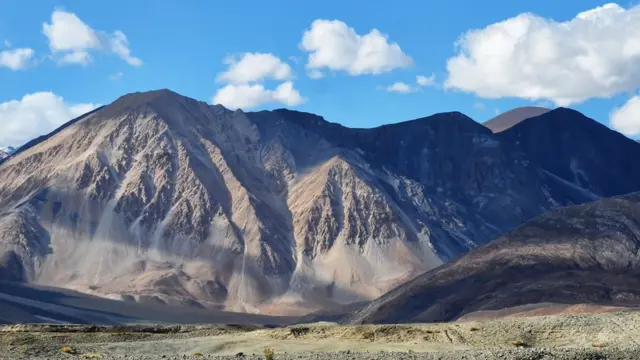 وادئ گلوان کا ایک دلفریب منظر