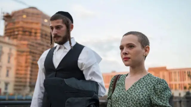 Неортодоксальна (Unorthodox)