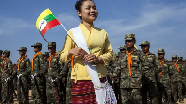 အက်စ်အက်စ်အေ တောင်ပိုင်းတပ်တွေကို အားပေးနေတဲ့ ရှမ်း လုံမပျို