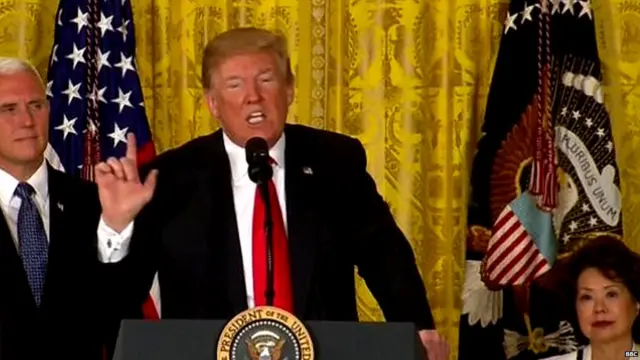 डोनाल्ड ट्रंप