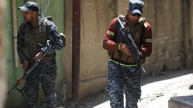 جنود عراقيون أثناء معركة استعادة الموصل