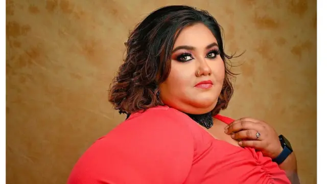 திவ்யா விக்ரம்