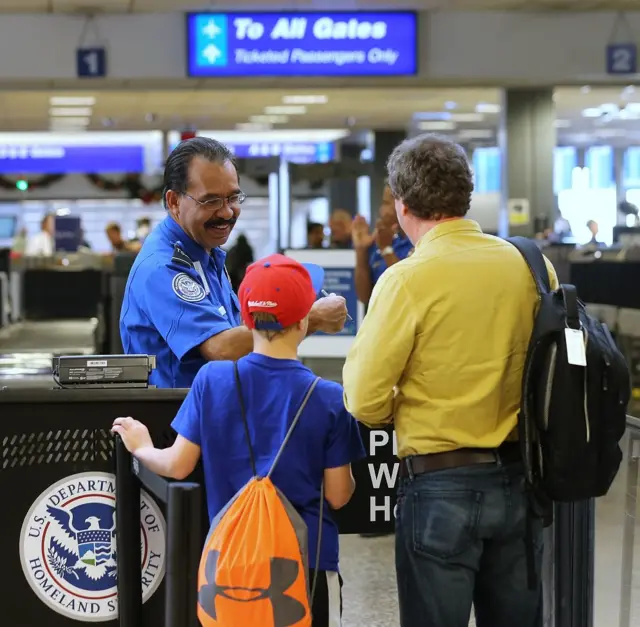 pengamanan bandar udara