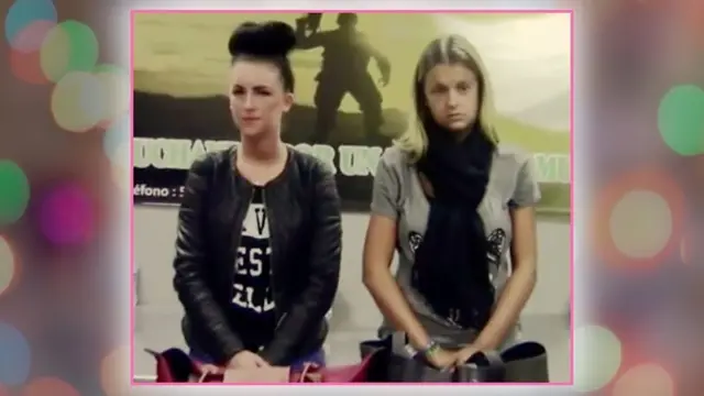 Melissa Reid (sağda) ve viral olan topuzu ile Michaella