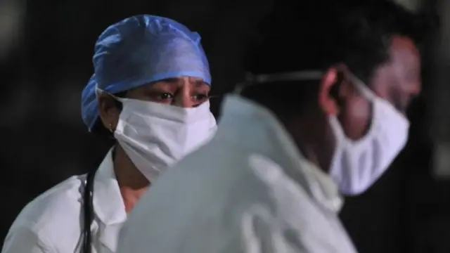 भारत की कोविड समस्या हमारी सोच से कहीं ज़्यादा बड़ी क्यों है