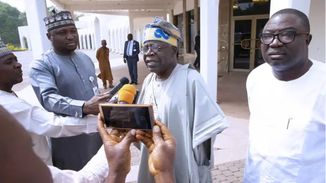 Tinubu dey address tori pipo for Aso rock