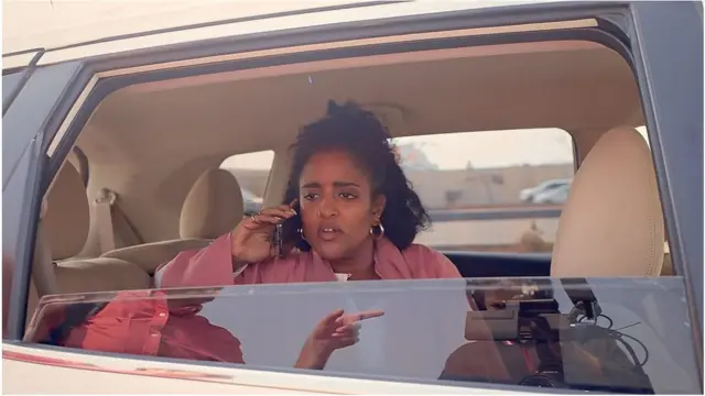 তাকে তৎক্ষনাত দেশে ফিরে আসতে বলা হয়