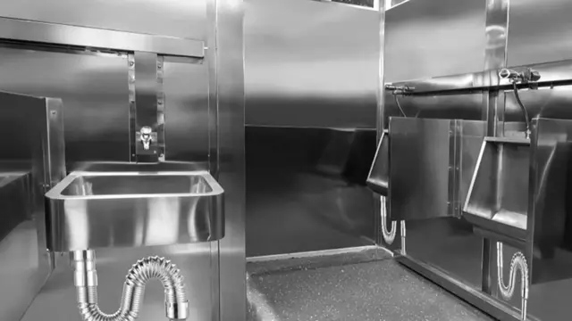 Pulsuz ictimai ayaq yolları Gary Toilets, Hindistanın kasıb bölgələrində yerləşdirilib və enerji istehlakı, tullantıların idarə edilməsi və texniki qulluq baxımından əlverişlidir