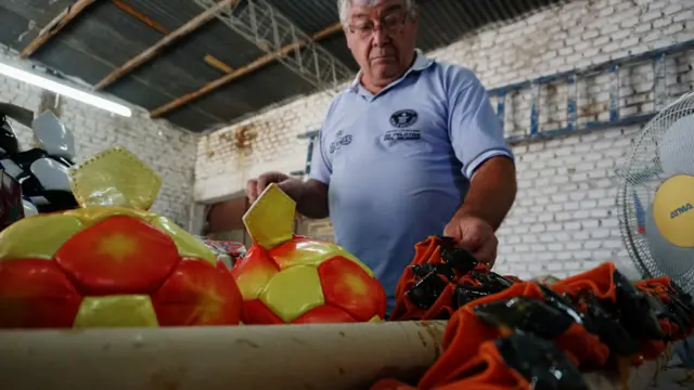 Costurero de pelotas