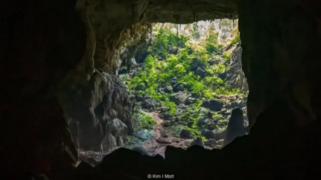 Trong những năm gần đây, tỉnh luôn nghèo này đã nổi lên như một trong những điểm đến thăm hang động vĩ đại thế giới.