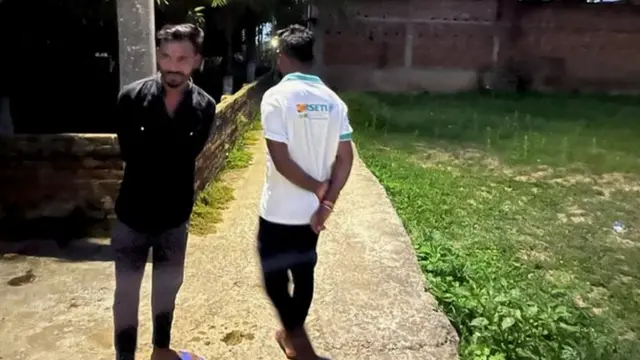 गांव के युवा