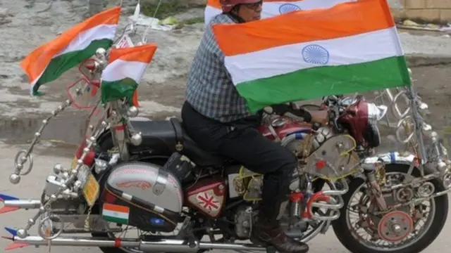 భారతదేశంలో బుల్లెట్ బండికి మంచి క్రేజ్ ఉంది.