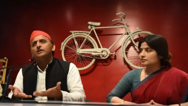 உ.பி.யில் அகிலேஷின் சைக்கிள் பஞ்சர் ஆனது ஏன்?