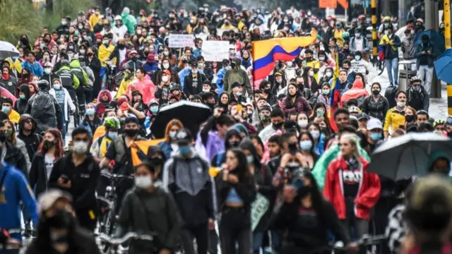 Protestas en Bogotá el 4 de mayo.