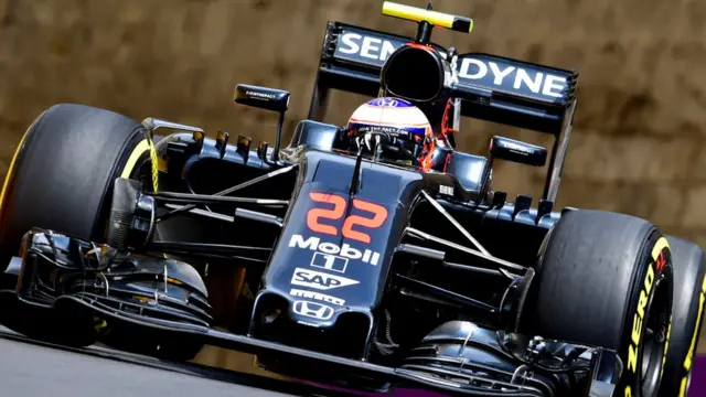 Гоночный автомобиль