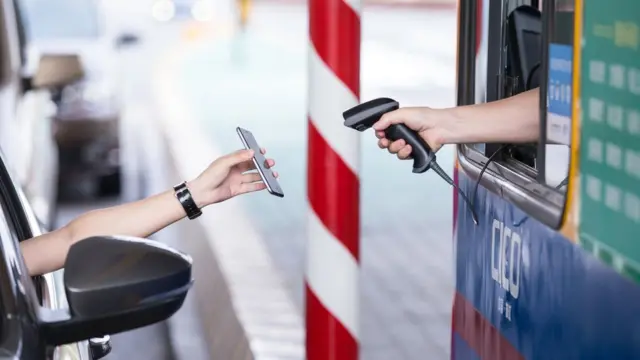 การชำระค่าน้ำมันผ่านโทรศัพท์มือถือ