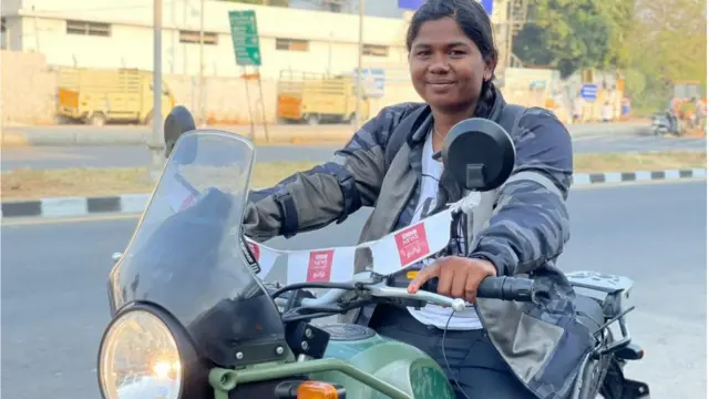 தேன்மொழி.