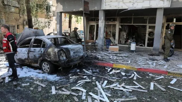 صواريخ المقاومة الفلسطينية، التي أطلقت من غزة، أصابت بعد منازل المستوطنين في إسرائيل.
