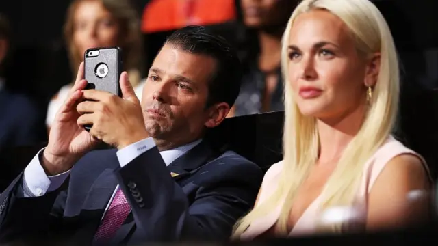 Donald hijo y Vanessa Trump