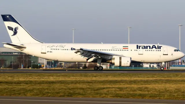 ईरान एयर का विमान (प्रतीकात्मक तस्वीर)