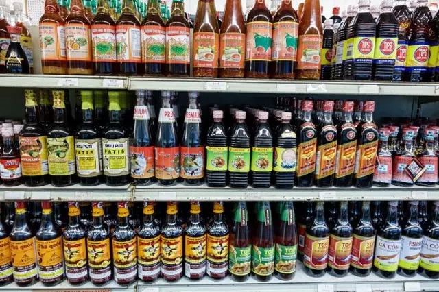 เครื่องปรุงบนชั้น