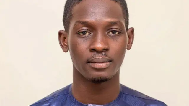 Aliyu Dahiru Aliyu matashi ne mai bincike kan abin da ya shafi labaran karya, mai sharhi ne kuma marubuci kan al'amuran yau da kullum a shafukan sada zumunta