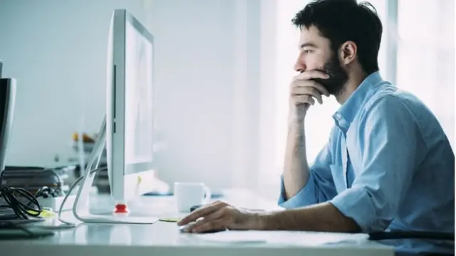 पुरुष, ऑफ़िस