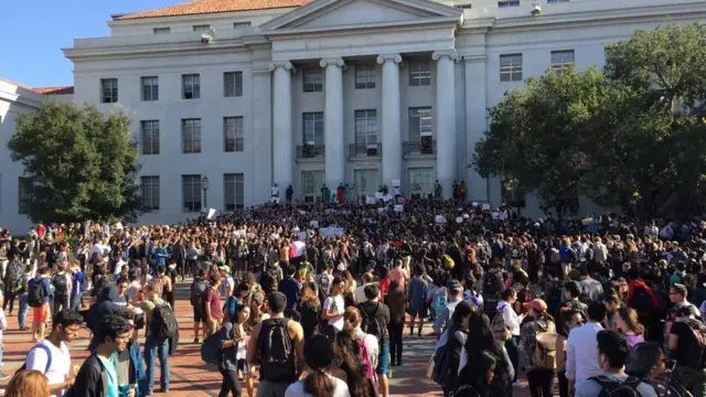Đại học Berkeley sáng ngày 9/11