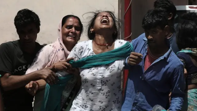 டெல்லி தீவிபத்து