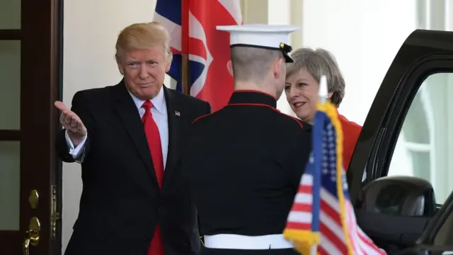 Donald Trump, Theresa May'i böyle karşıladı