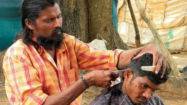 नाई की दुकान