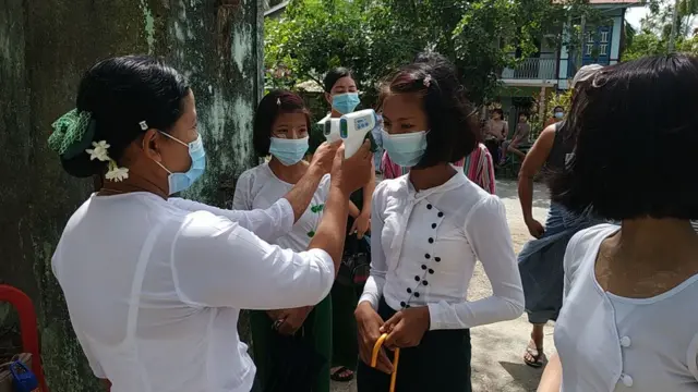 ကျောင်းအပ်စလက်ခံတာနဲ့ အတူ ကိုဗစ်၁၉ စိန်ခေါ်မှုတွေကလည်းရှိနေ