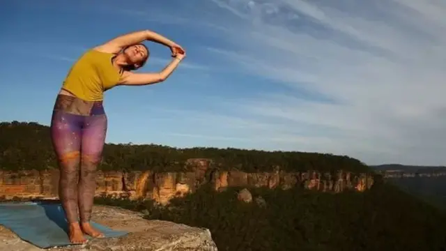 சூரிய நமஸ்காரம்