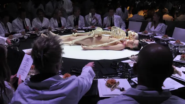 Перформанс Марини Абрамович Життєвий маніфест художника