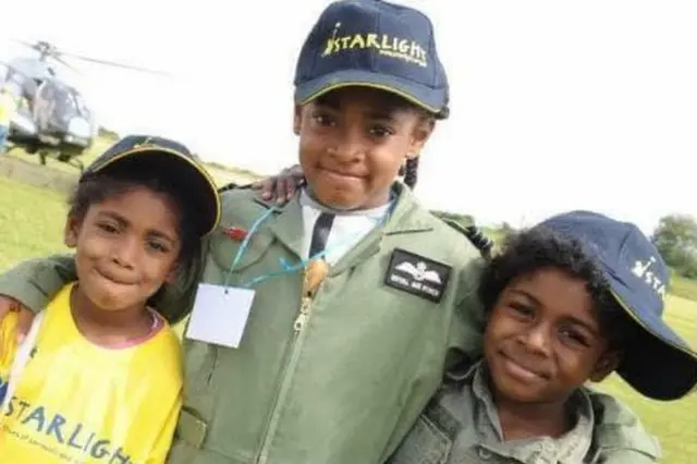 Ella et ses frères et soeurs