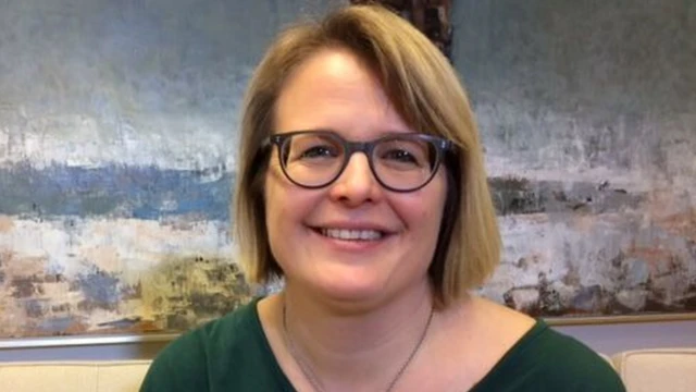 Санна Весиканса