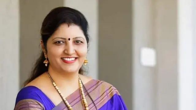 रुपाली चाकणकर : असा आहे राजकीय प्रवास - BBC News मराठी