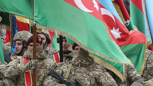 Azərbaycan hərbçilərinin sırası