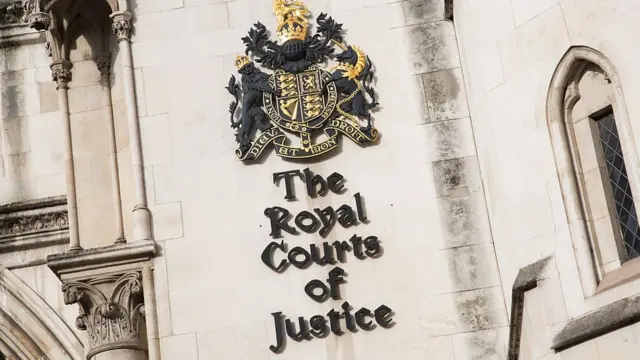 Високий суд Лондона