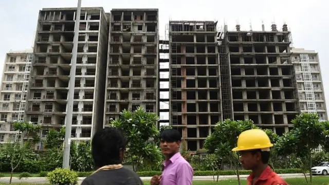 બૅન્કોએ કેટલાક વ્યર્થ રિયલ એસ્ટેટ પ્રોજેક્ટ માટે લૉન આપી?