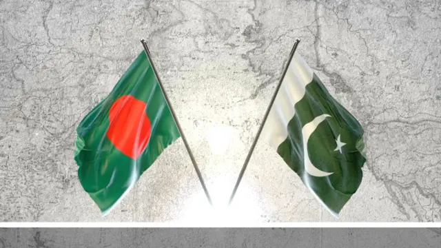 বাংলাদেশ পাকিস্তানের পতাকা