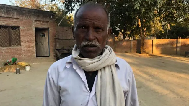 गांव के प्रधान बदलू राम